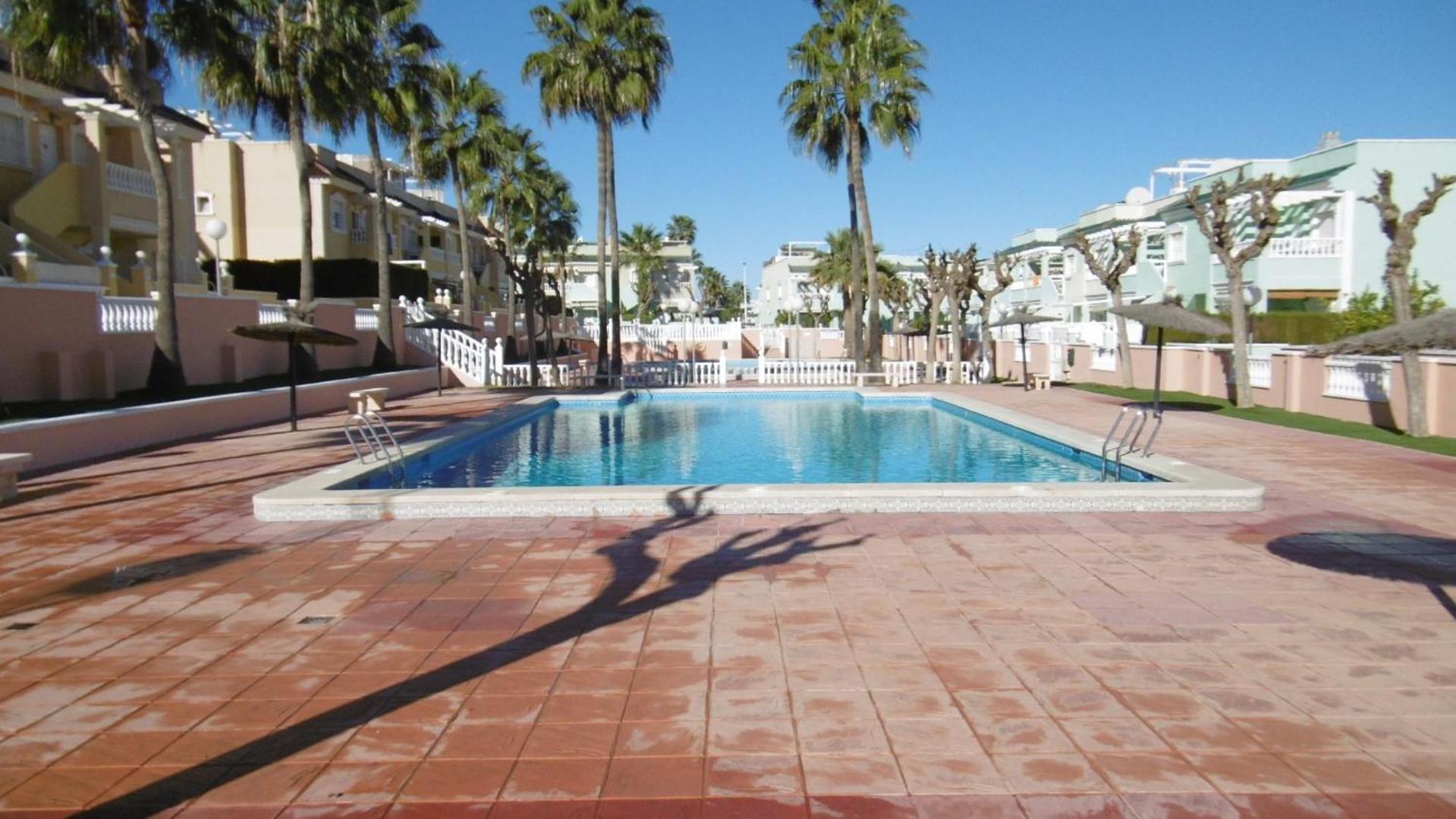 Gran Alicante Bungalow In Beach Resort Puerto Marino Eksteriør billede