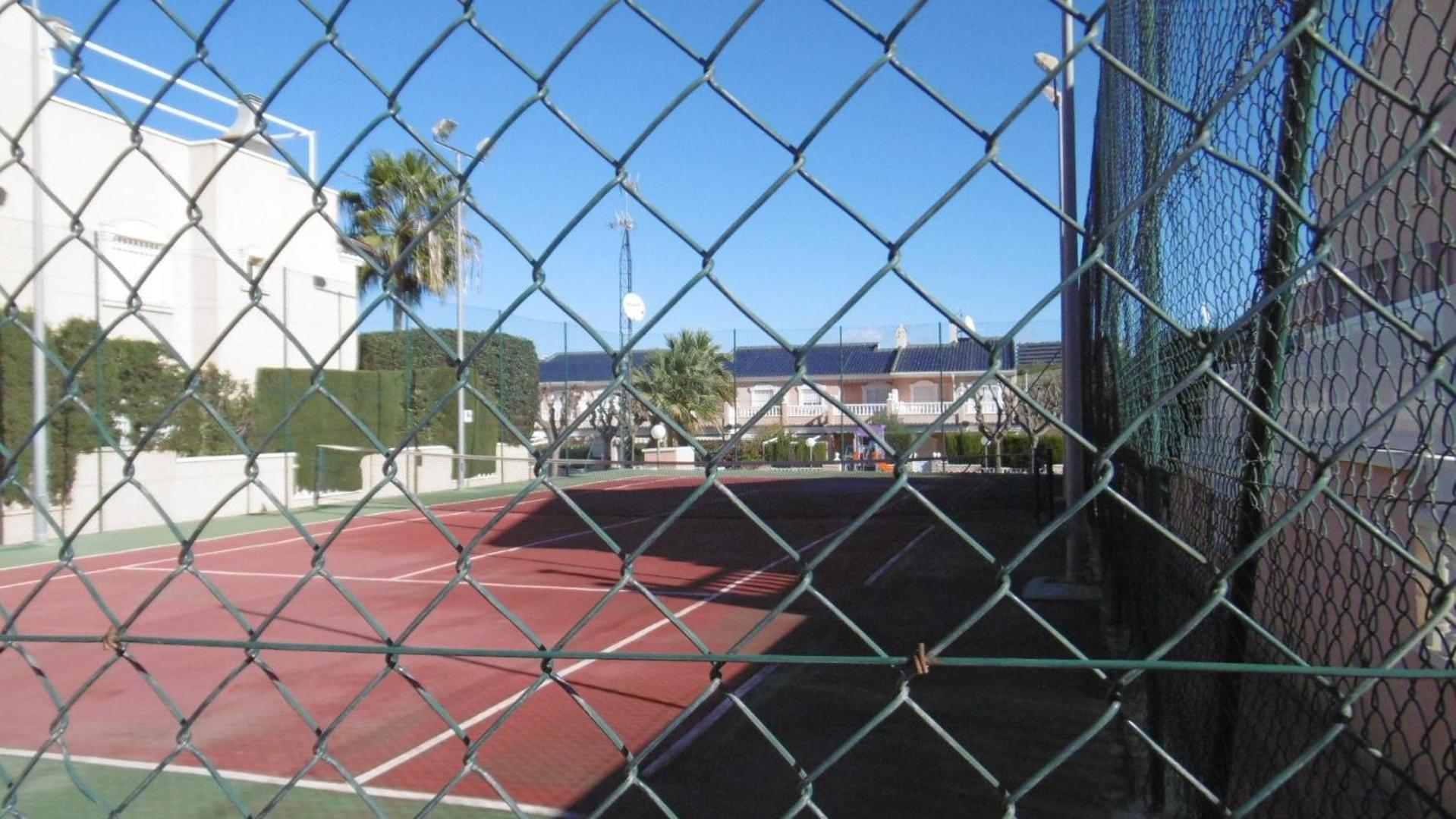 Gran Alicante Bungalow In Beach Resort Puerto Marino Eksteriør billede