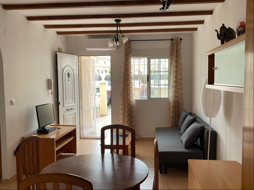 Gran Alicante Bungalow In Beach Resort Puerto Marino Eksteriør billede