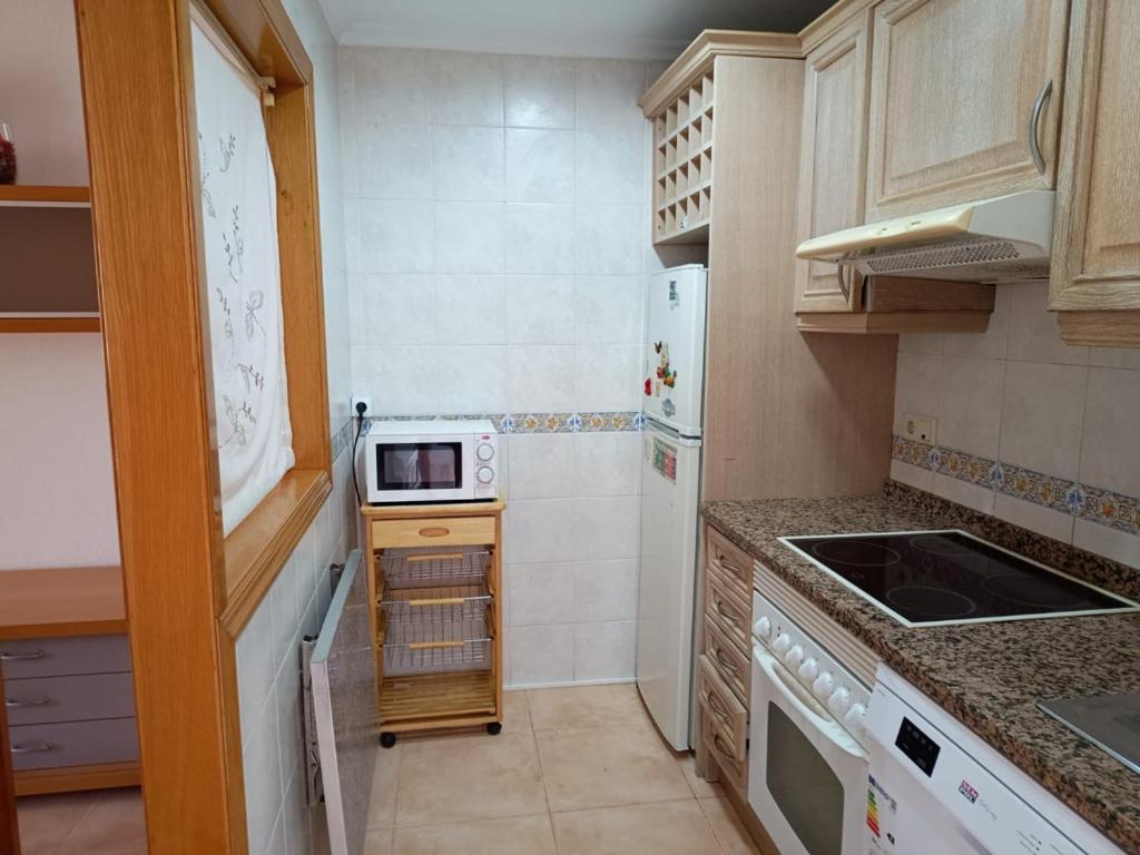 Gran Alicante Bungalow In Beach Resort Puerto Marino Eksteriør billede